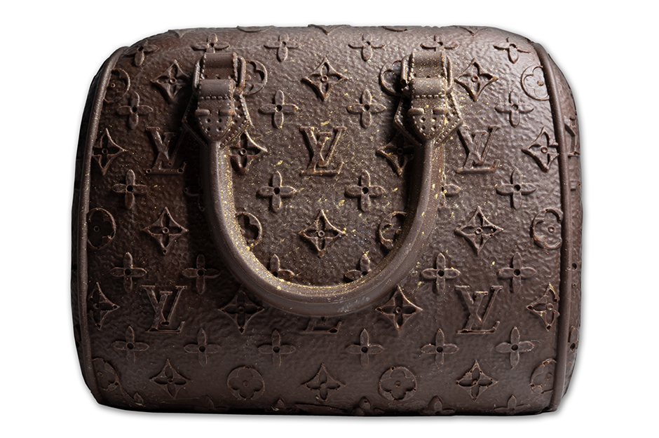 A handcrafted chocolate purse made by Shekoh